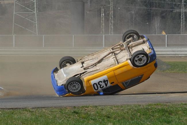 CRASH - Martin LORENZ - Sosnová, foto Luboš Novosád