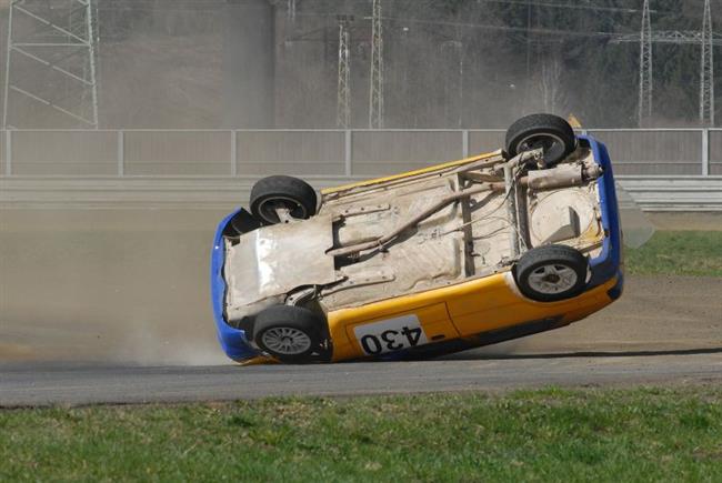 CRASH - Martin LORENZ - Sosnová, foto Luboš Novosád