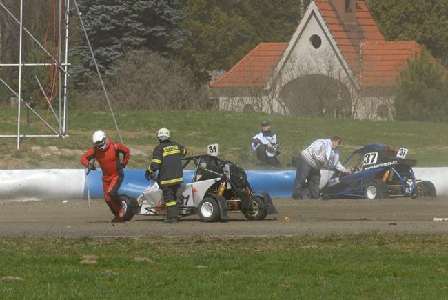 CRASH T.Racek & P.Novk v Sosnov ,foto Lubo Novosd