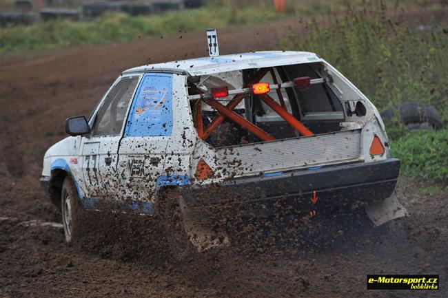 Autokrosové loučení se sezónou 2011 v Radouči objektivem Boba Hlávky
