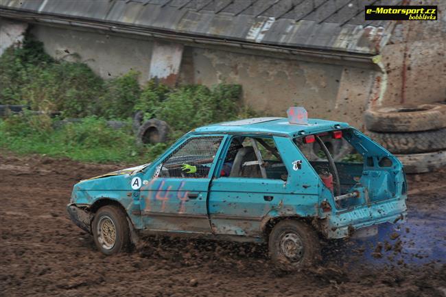 Leton premirov ronk autokrosovho zpolen na radeskm autodromu skonil