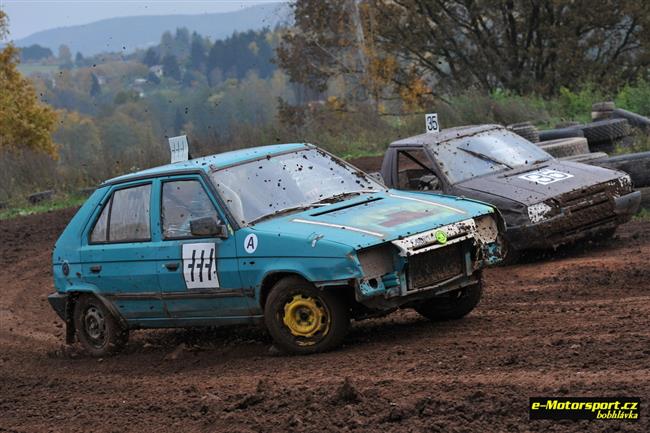 Autokrosové loučení se sezónou 2011 v Radouči objektivem Boba Hlávky