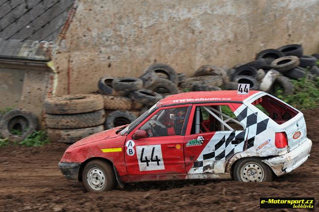 Autokrosové loučení se sezónou 2011 v Radouči objektivem Boba Hlávky