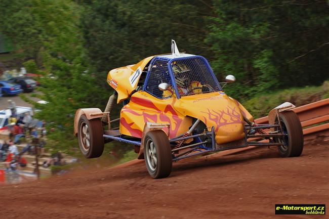 Finálový závod MČR v autokrossu 2011 v Nové Pace objektivem Boba Hlávky