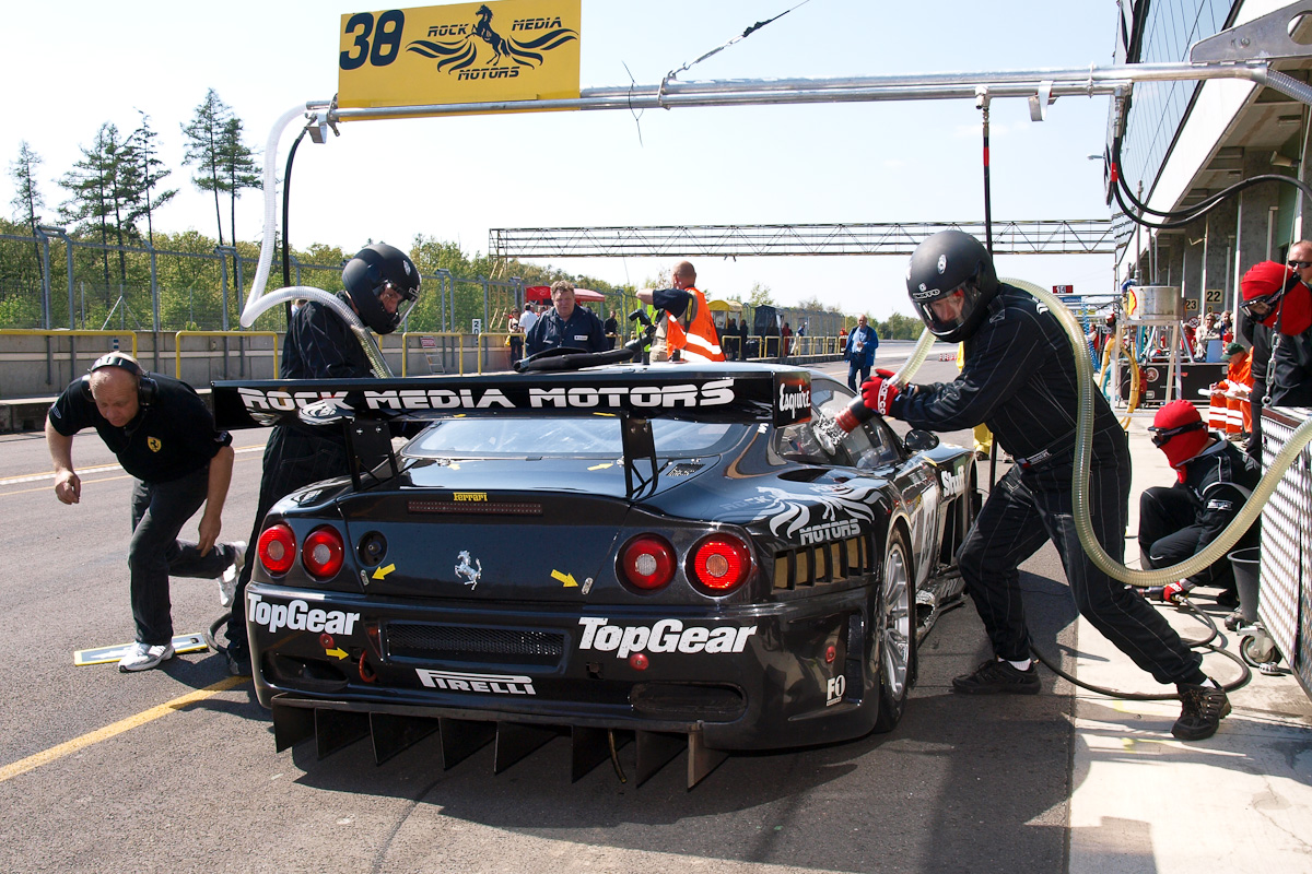 p4252878tankferarr.jpg
