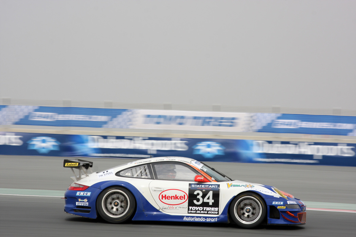 2009DUBAI24H034Q1.jpg