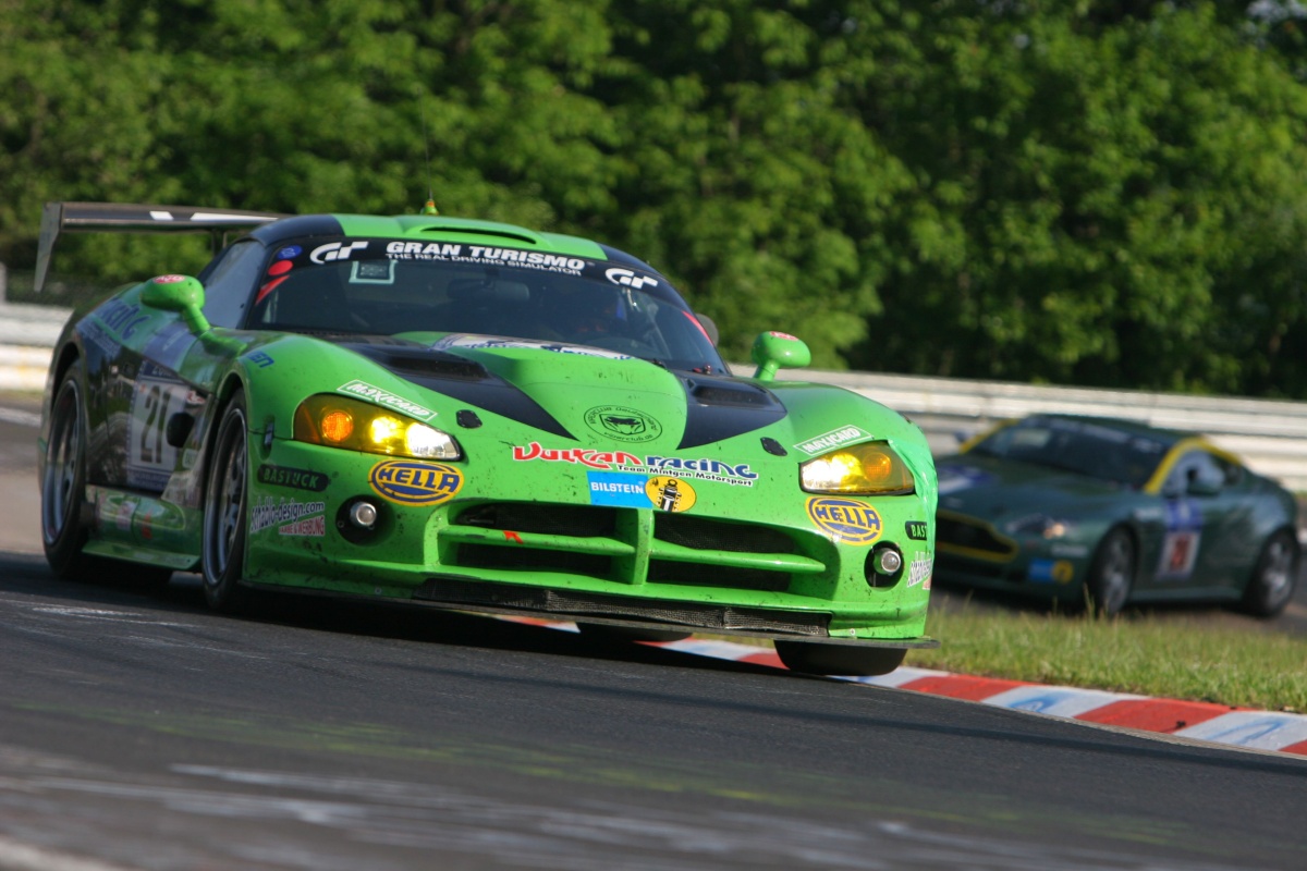 Vulkan_Racing-Mintgen_Motorsport_Dodge_Viper_01.jpg