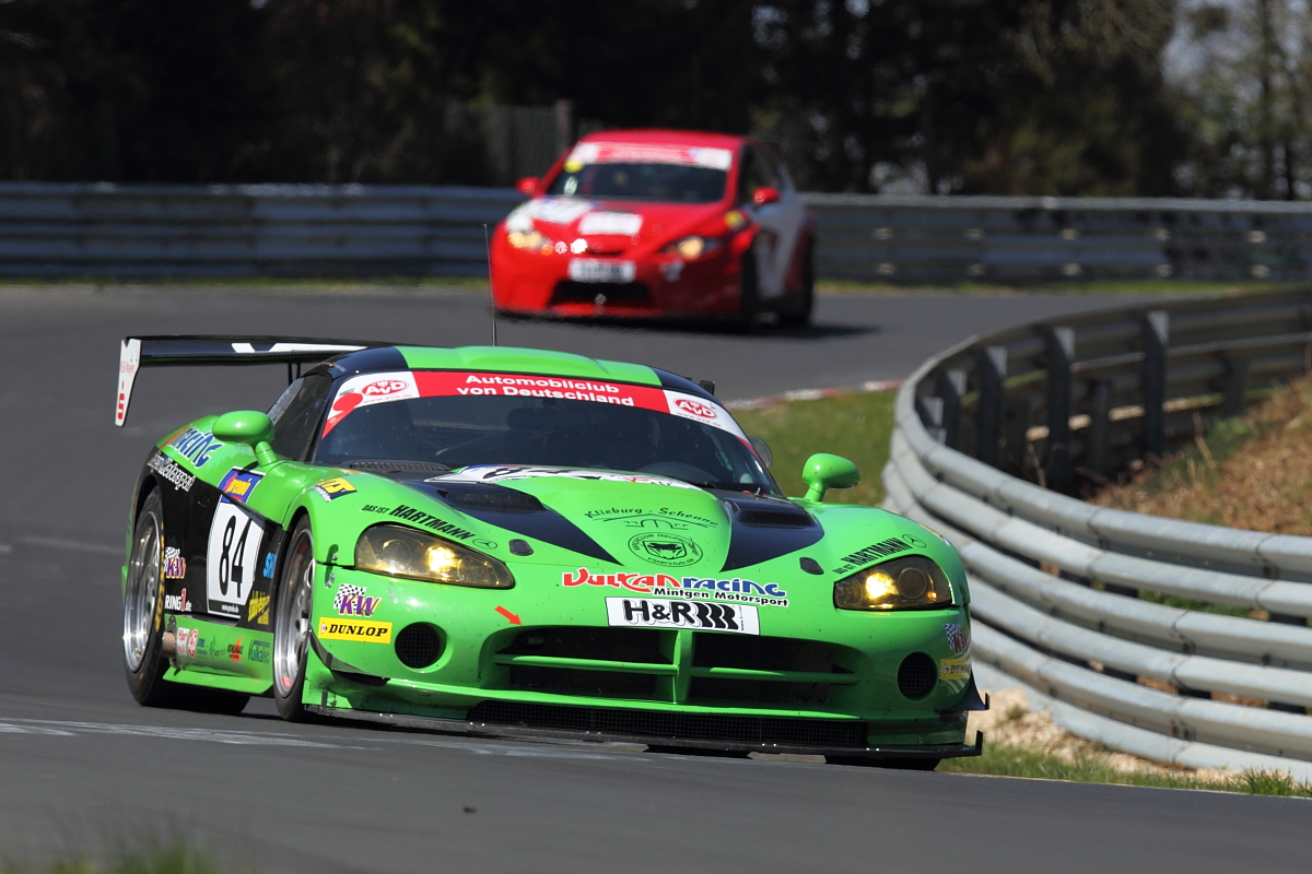 Vulkan_Racing-Mintgen_Motorsport_Dodge_Viper_02.JPG