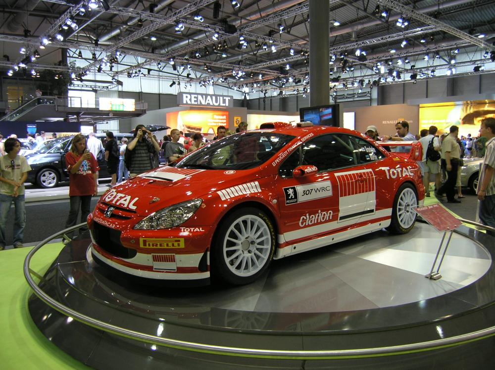 Autosalon_05.jpg