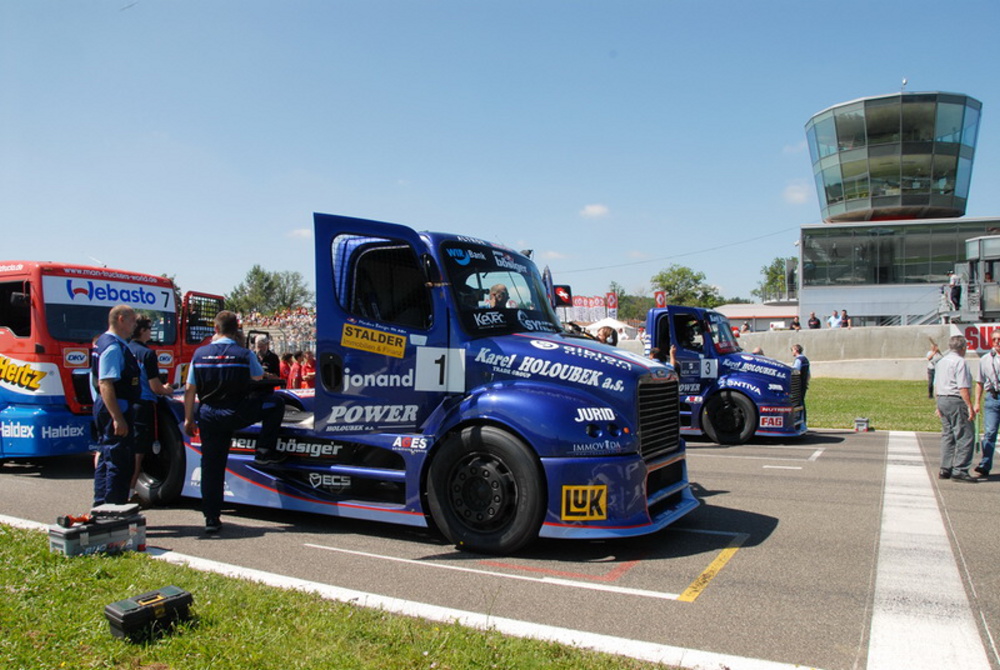 nogaro13rostdveB.jpg