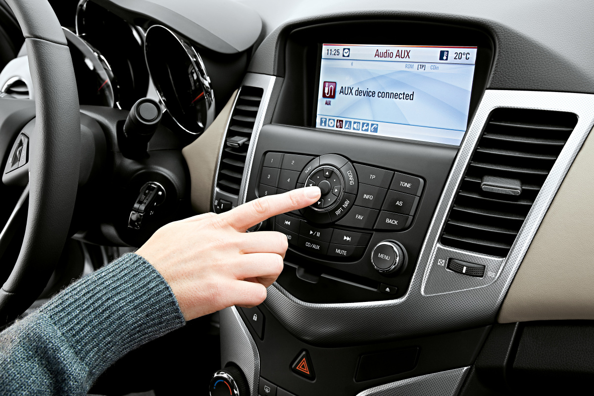 cruze_interior_06.jpg