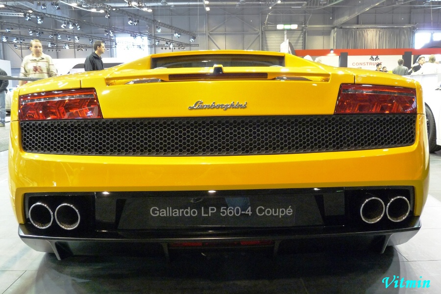 Lambo_03.jpg
