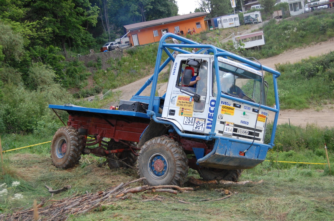 2010trial002.jpg