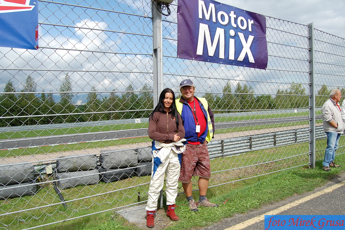 sports_cars41.jpg