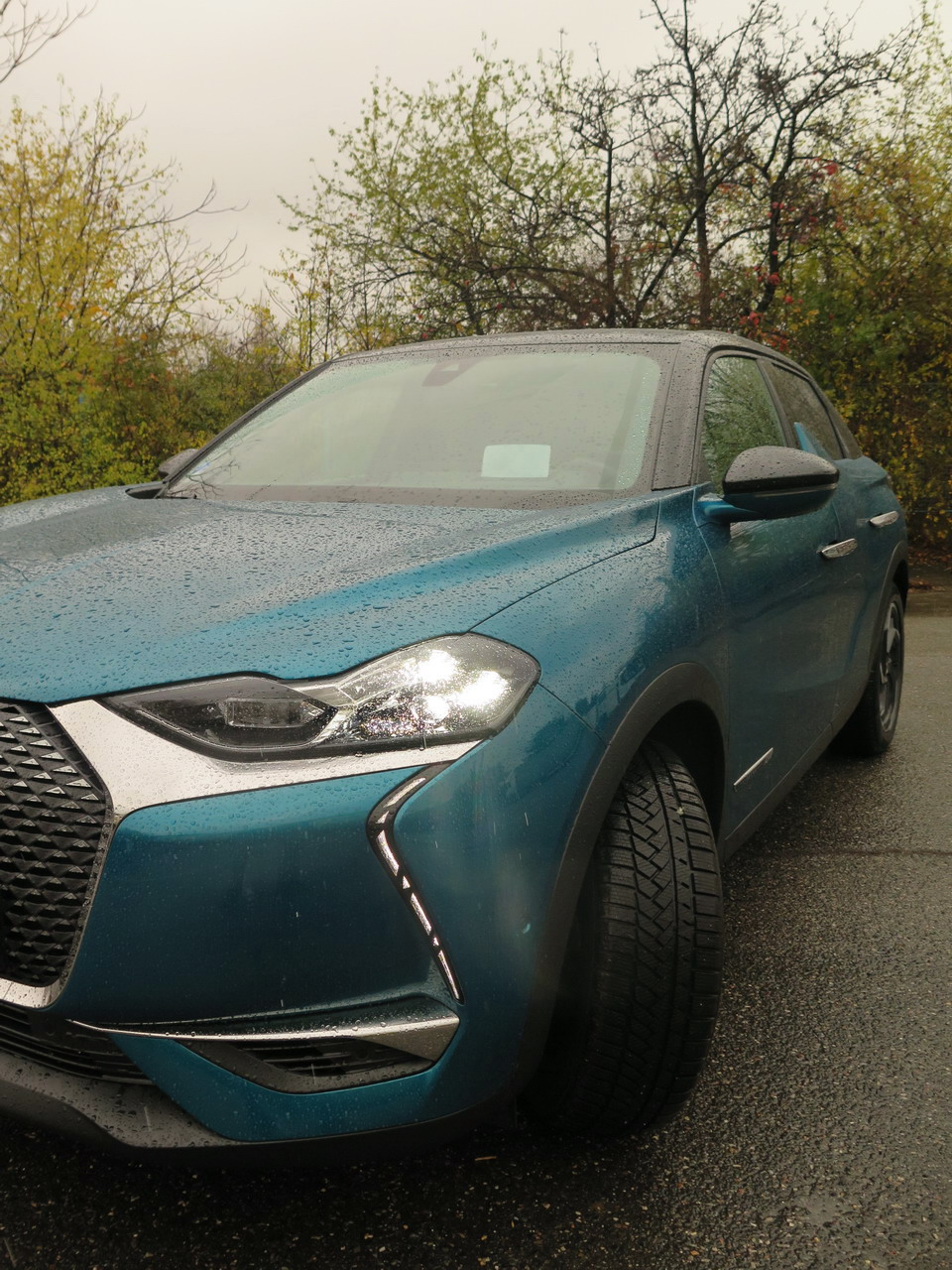 zm_06_ds3-crossback-12t.jpg