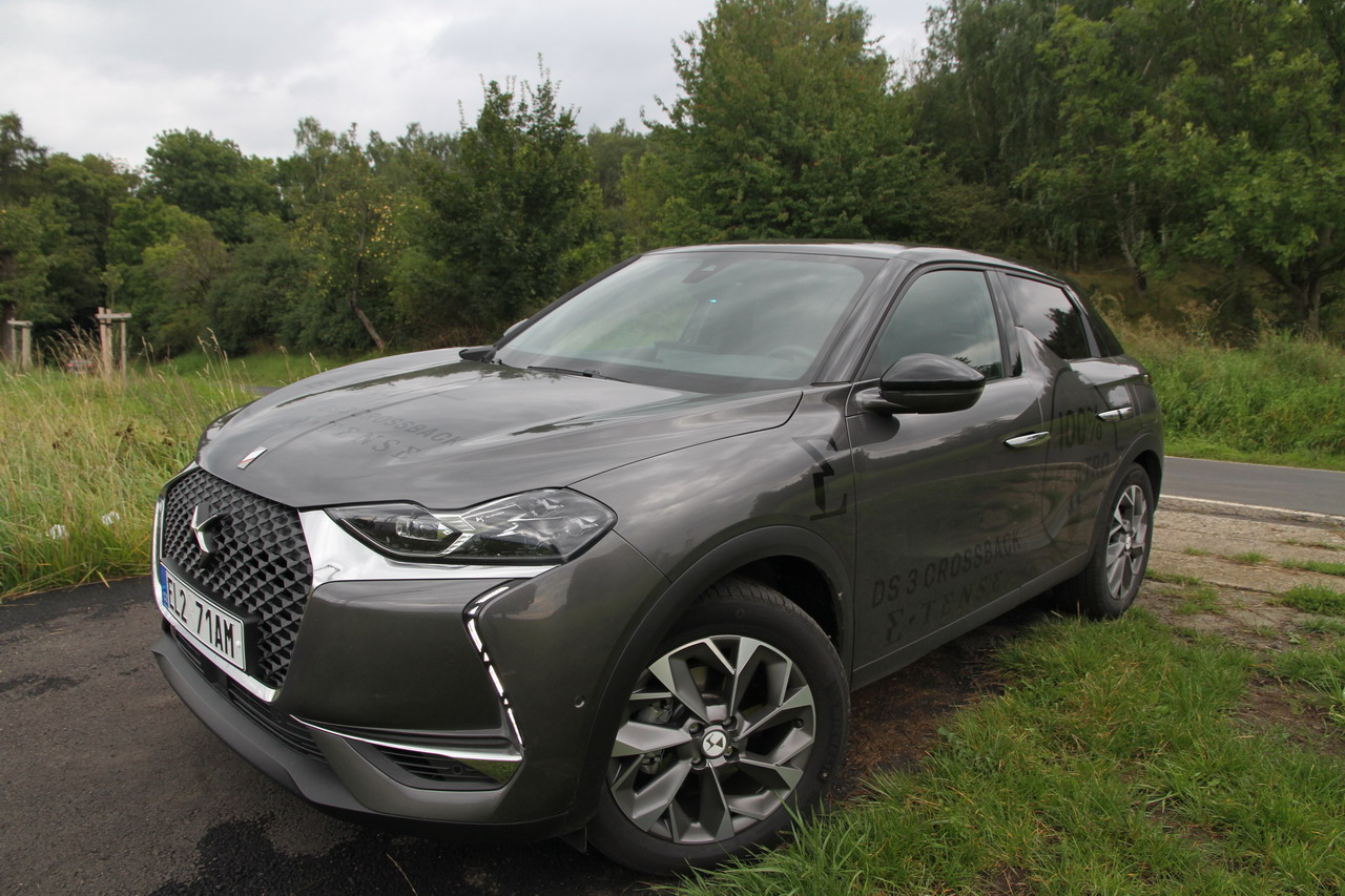 zm_01_ds3-crossback-e-tens.jpg