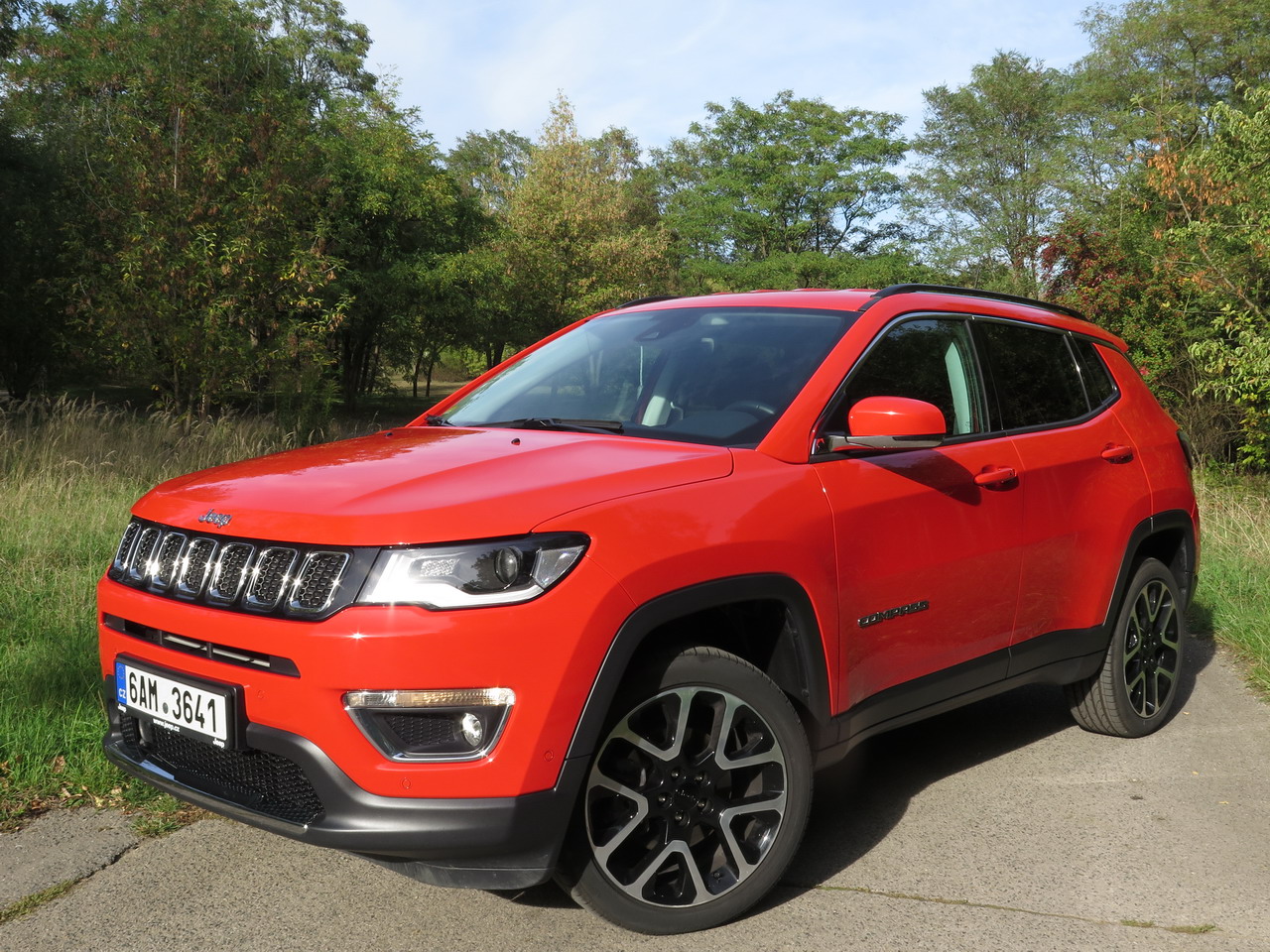 upr_01_JeepCompass-20D-9-18.JPG