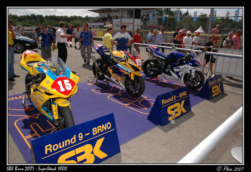 SBK_SuperStock_1000_Brno_07_022.jpg