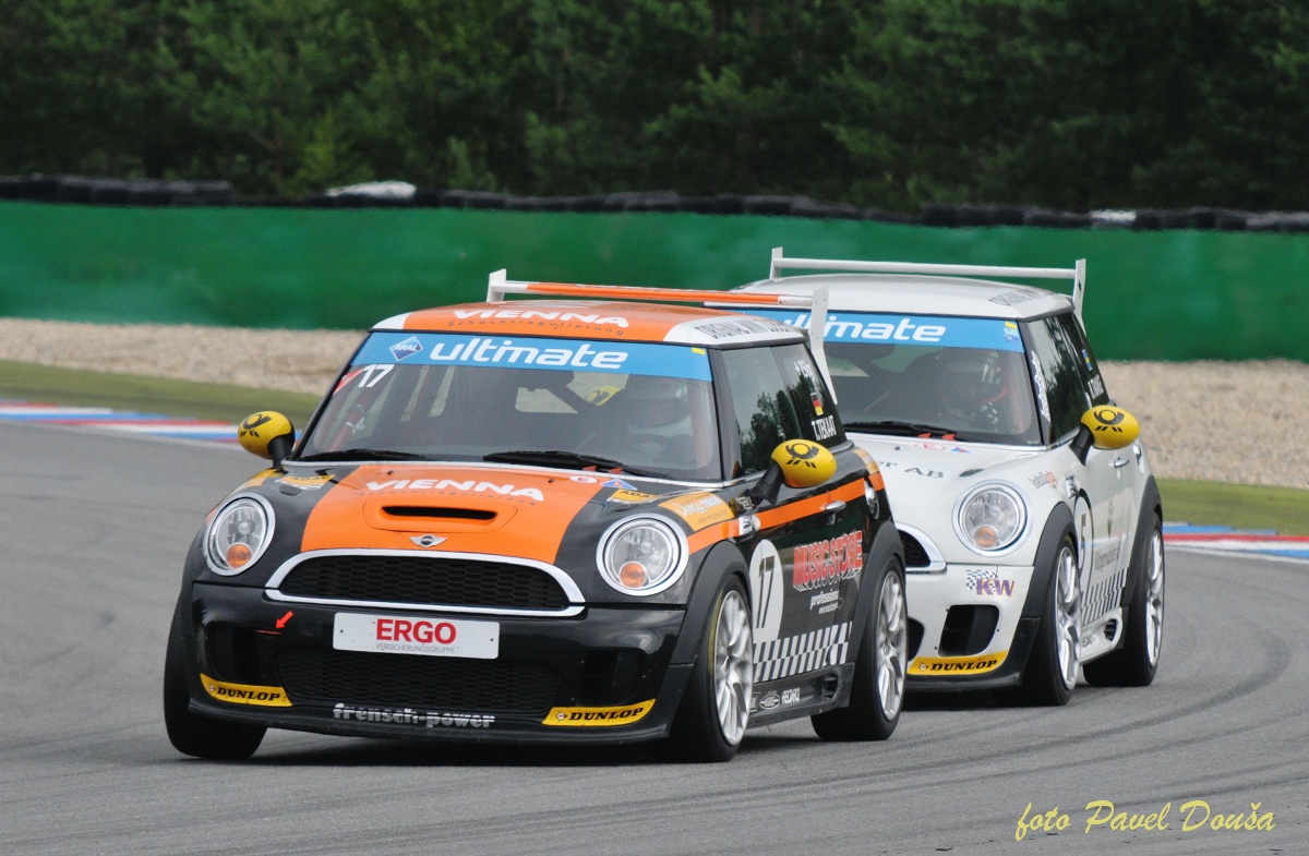 01_WTCC_MINI_2010_03.jpg