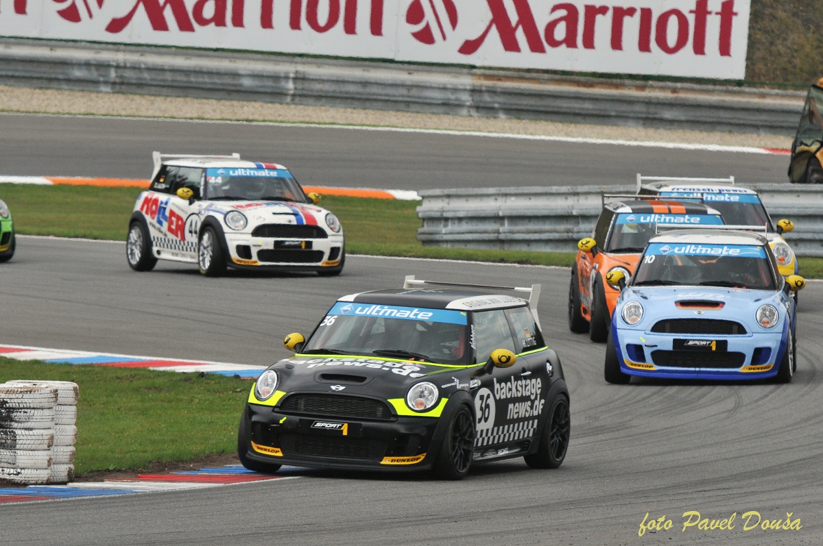 10_WTCC_MINI_2010_12.jpg