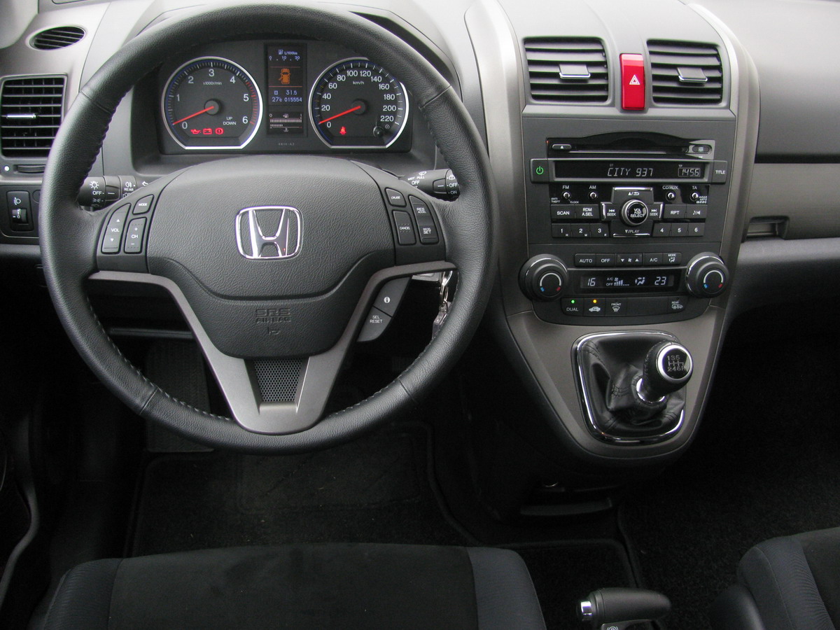 Test SUV střední velikosti Honda CRV s 2,2 dieselem a 6